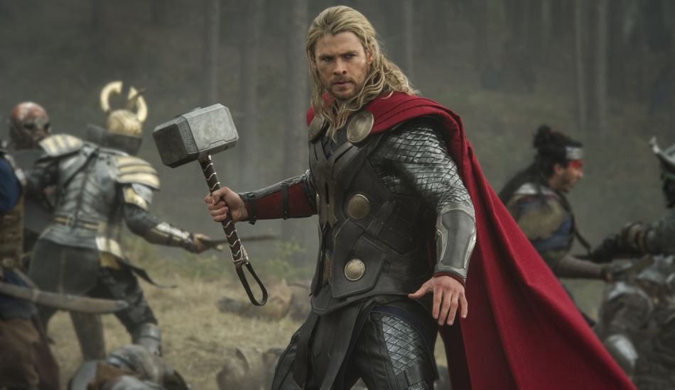 Chris Hemsworth compartilha fotos de sua filha em Thor