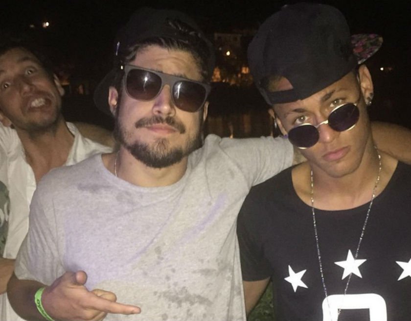Filho de Carol Dantas chama atenção por tamanho e semelhança com pai,  Neymar. Fotos! - EG NEWS