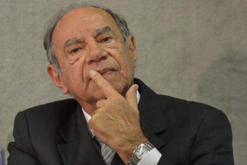 Família abre velório do coronel Ustra para a imprensa | Metrópoles