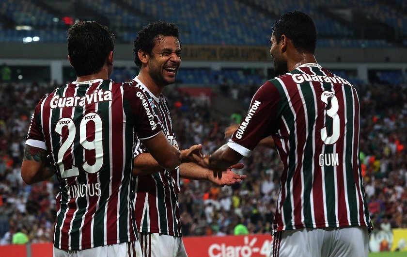 Corinthians encara o Santos no primeiro jogo da semifinal do