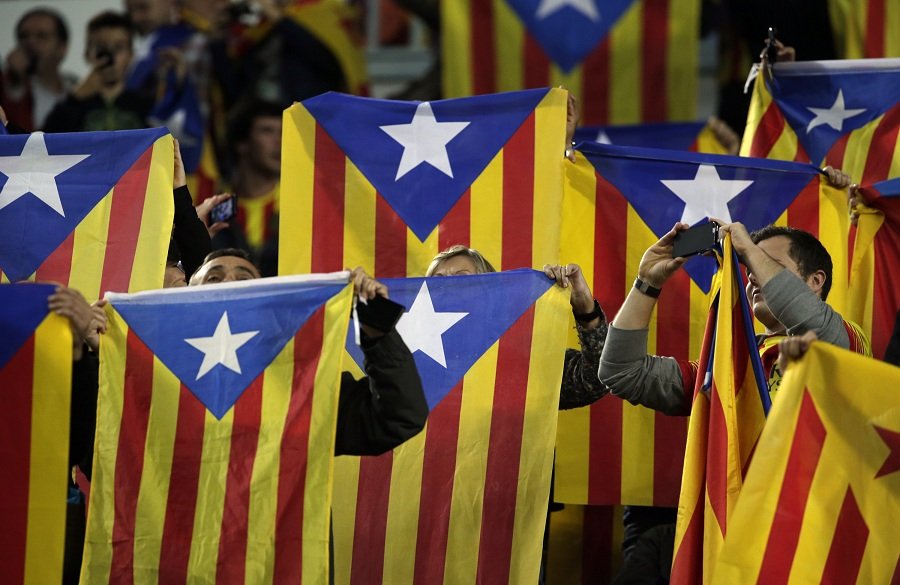Barcelona bandeira separatista espanha