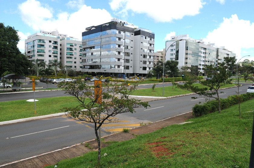 Construção de colégio no Sudoeste gera polêmica entre moradores