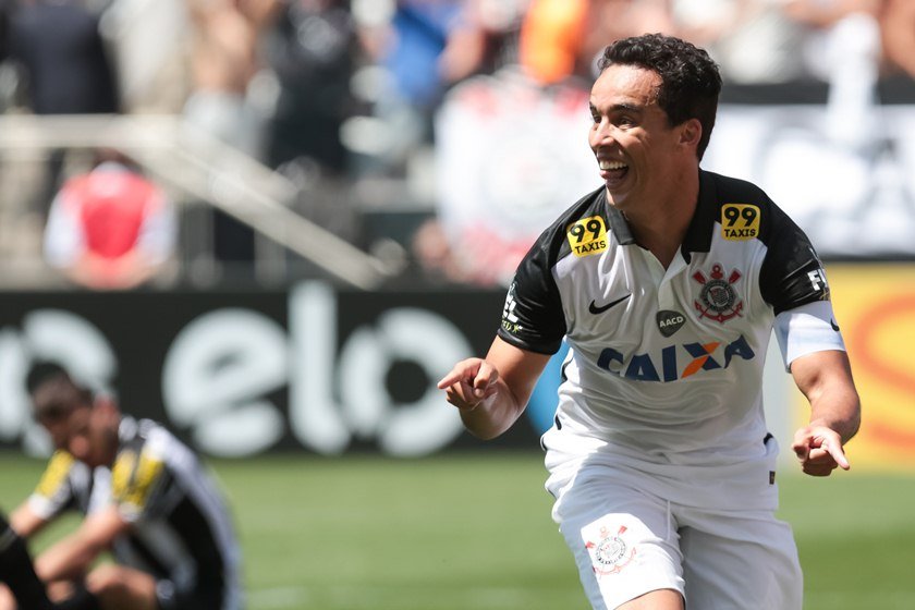 Jogadores da seleção de vôlei causam polêmica com suposto apoio a Bolsonaro