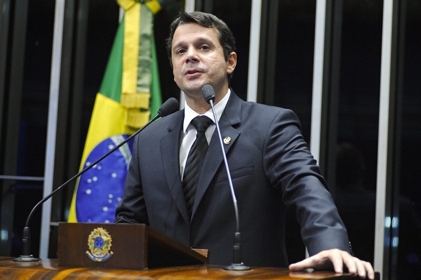 Se as eleições fossem hoje, o brasiliense apostaria em Reguffe, diz pesquisa Metrópoles/Dados
