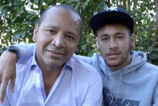 Colorful photo of Neymar Jr. and Neymar pai - Metropolis