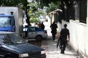 Polícia do RJ planeja série de operações contra o Comando Vermelho