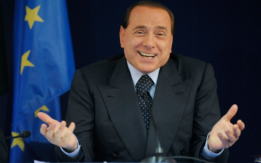 Empresas, palácios, iates: herança de Berlusconi soma US$ 6,5 bilhões