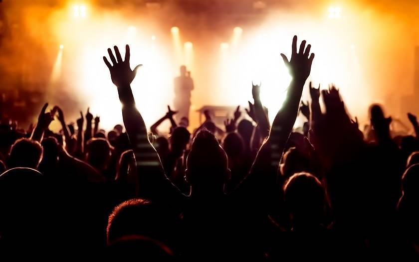 No Dia Mundial do Rock, o gênero musical rola solto pela capital