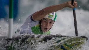 Pedro Gonçalves avança às semifinais no caiaque individual slalom