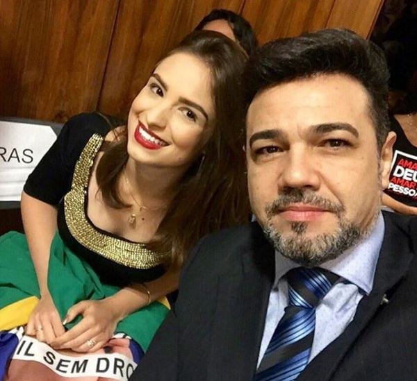 Foto colorida de Patrícia Lélis e Marco Feliciano - Metrópoles