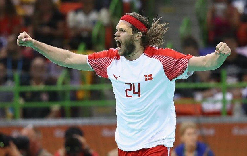 Jogador da seleção francesa de handebol é esfaqueado na noite de ano novo -  Surto Olímpico