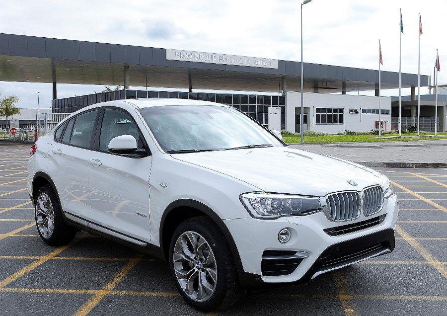 Luxuoso BMW X4 já fabricado no Brasil custa R$ 299.950 | Metrópoles