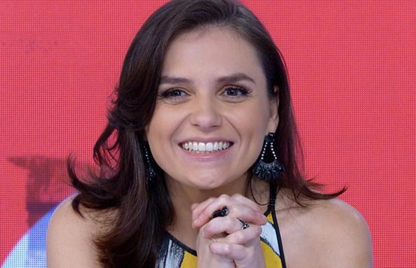 Monica Iozzi diz que criou personagens para sustentar trabalhos na TV