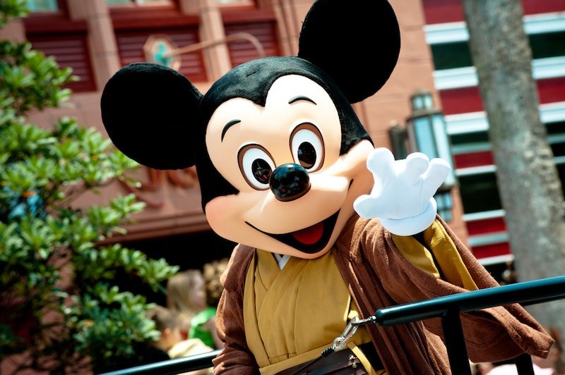 Mickey Mouse com roupa de Star Wars