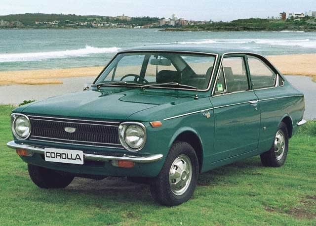 Corolla chega aos 50 anos e ganha controles de estabilidade e tração