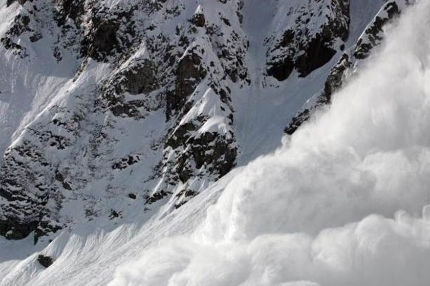 Mais de 100 avalanches em 3 dias deixam, ao menos, 9 mortos na Áustria