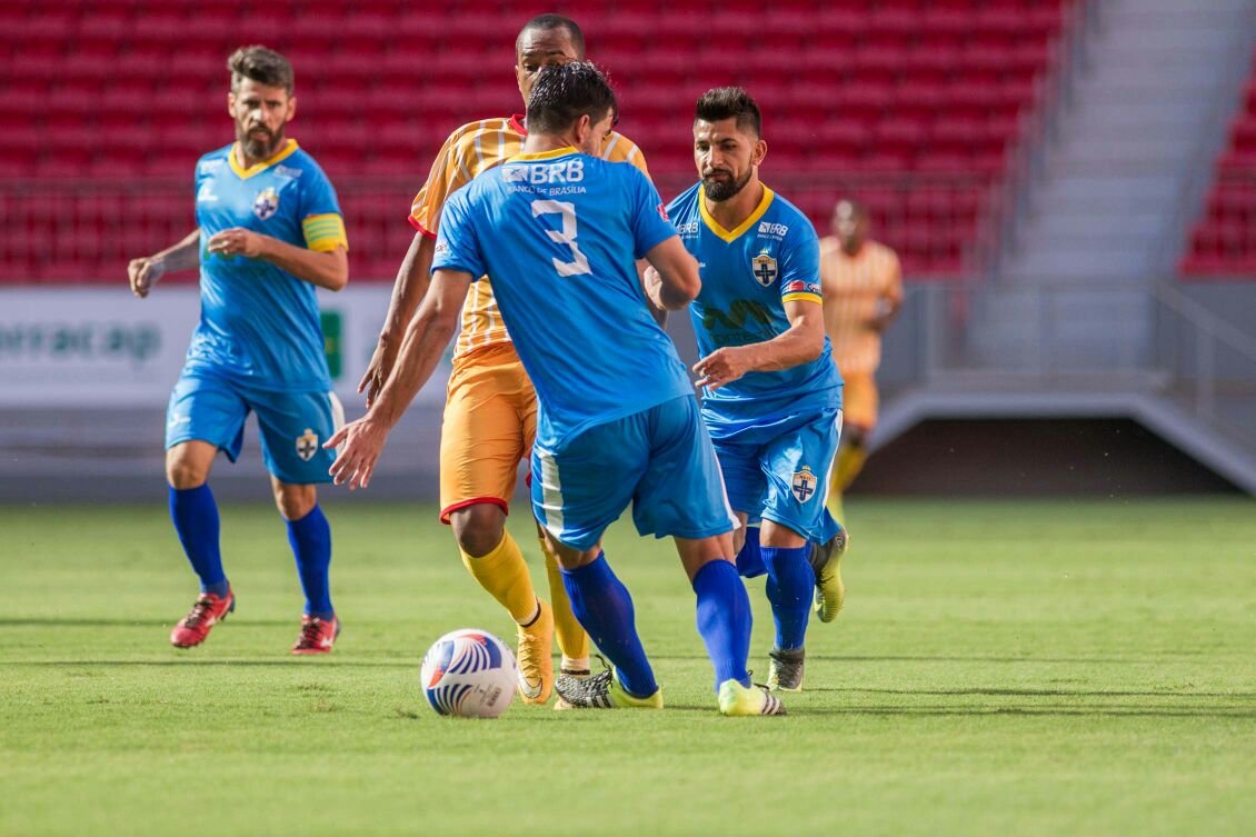 Real e Brasiliense duelam no Mané Garrincha