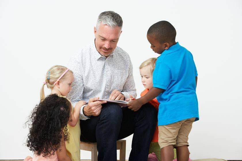 Na Alemanha Cada Vez Mais Homens Trabalham Como Educadores Infantis na-alemanha-cada-vez-mais-homens-trabalham-como-educadores-infantis