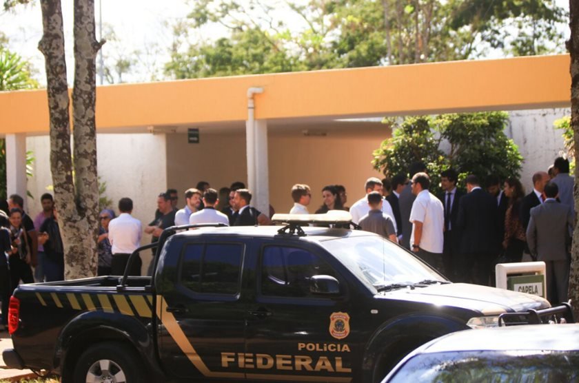 perito da PF, loló, enterro