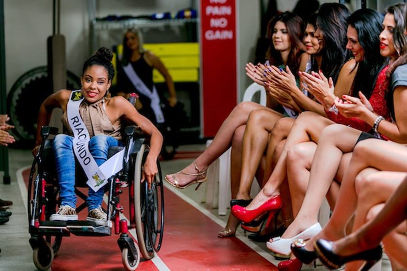 Cheia de curvas, Miss Sudoeste quer mudar os padrões do Miss Brasília