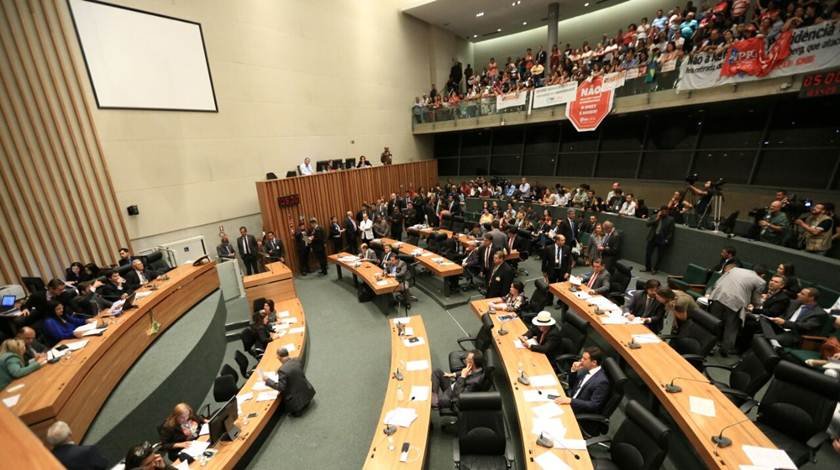 Revelia — Tribunal de Justiça do Distrito Federal e dos Territórios