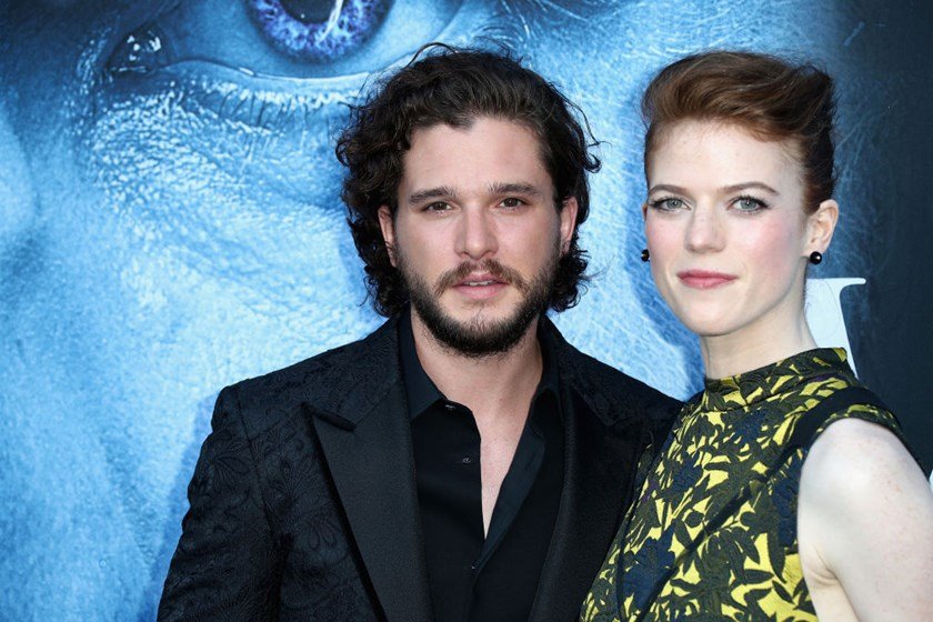 Ator de Game of Thrones anuncia casamento e fãs surtam com a