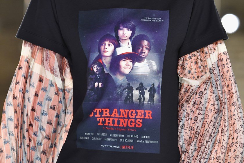 La nueva camiseta viral de 'Stranger Things' es de Vuitton