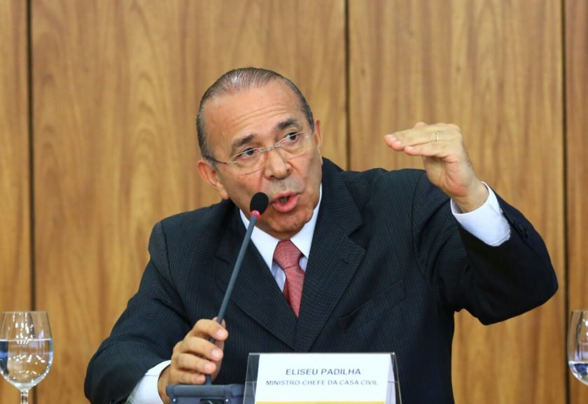 Em estado grave por câncer, ex-ministro Eliseu Padilha é internado