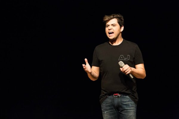 Renato Mangolin