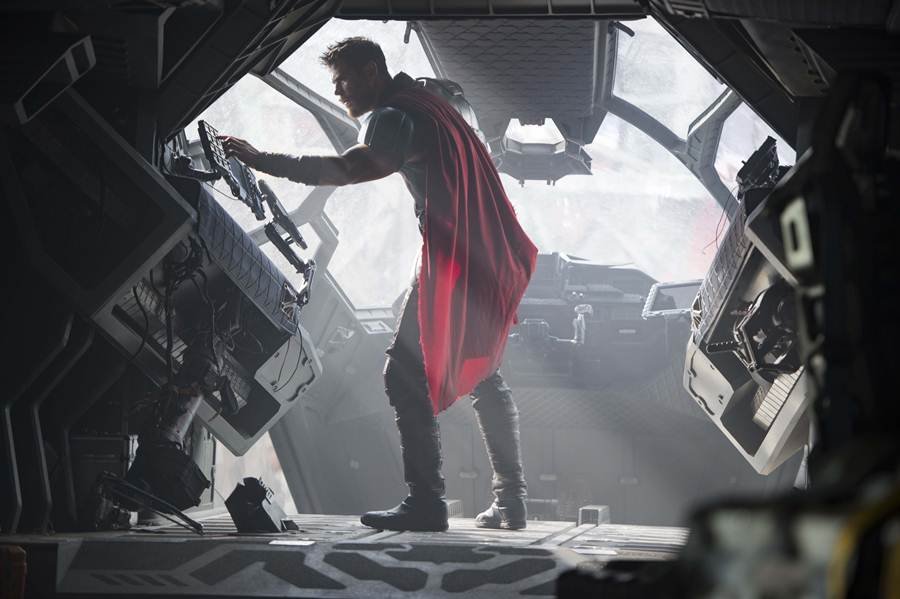 Chris Hemsworth sobre Thor: Continuarei no papel até alguém me expulsar