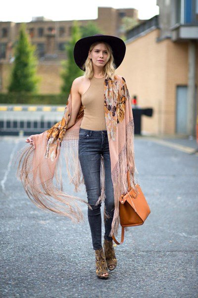 54bc1c77681e3_-_hbz-lfw-ss2015-street-style-day3-01-lg-1