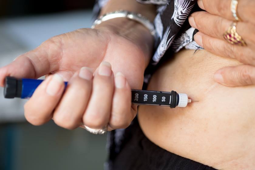 Insulina semanal: como funciona medicamento para diabetes em aprovação Nova versão do remédio pode reduzir aplicações de 365 para 52 ao ano e melhorar a qualidade de vida de diabéticos
