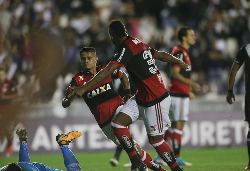 Enquanto Brasileirão começa, acaba o melhor campeonato do planeta