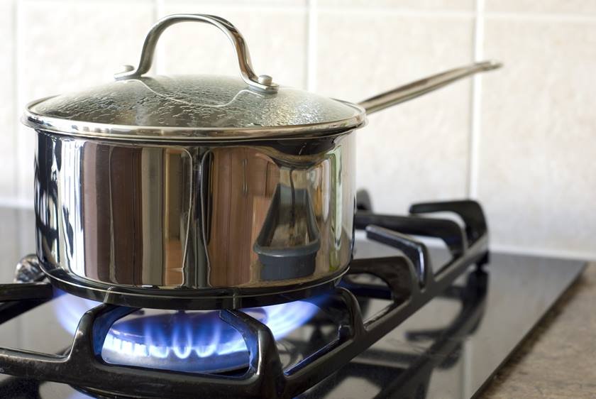Pesquisadores de Stanford mostram que que o uso de fornos e fogões à gás pode emitir até mais benzeno que a fumaça do cigarro