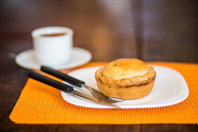Ê, Goiás! Confira um roteiro com restaurantes que servem boa comida goiana