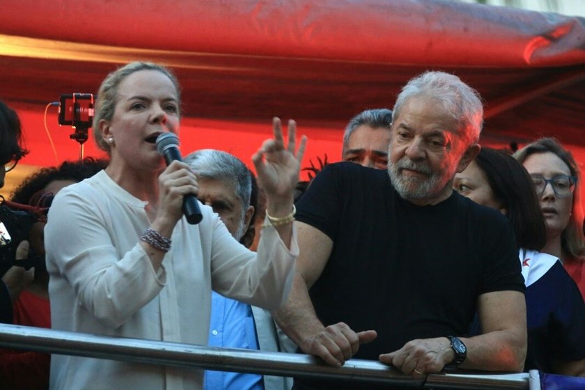 Líder da Igreja Universal, Edir Macedo prega perdão a Lula