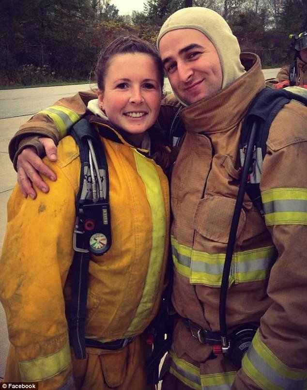 48F28FB200000578-5358247-Schaffen_and_Sarah_who_are_both_volunteer_firefighters_have_been-m-60_1517968450275