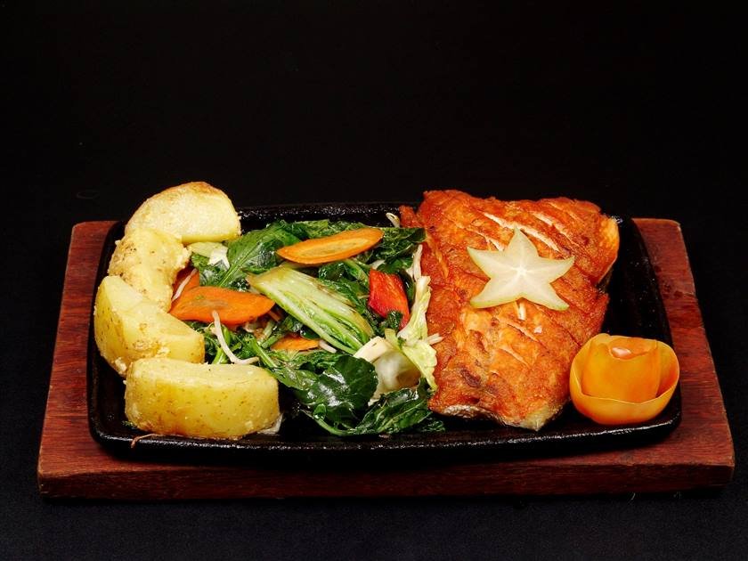 Teppan Yaki de salmão _ Haná