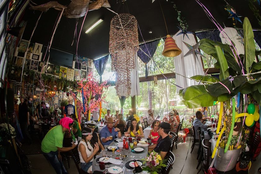 Brasília (DF), 10/02/2018 - Evento: Baile de Carnaval à Fantasia do Restaurante Universal - Local Restaurante Universal Foto: JP Rodrigues/Metrópoles