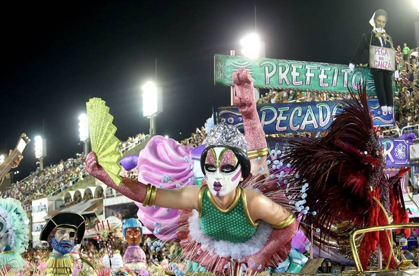 Estação Primeira de Mangueira: veja a letra e ouça o samba-enredo do  carnaval 2018, Carnaval 2018 no Rio de Janeiro