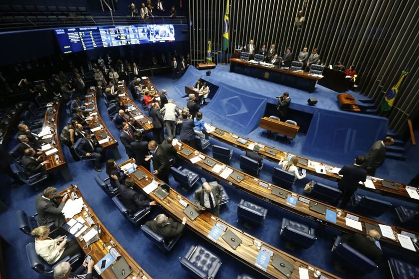 plenário durante a votação