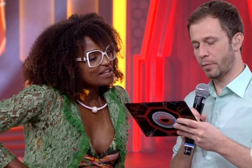 Nayara e Tiago rejeição red