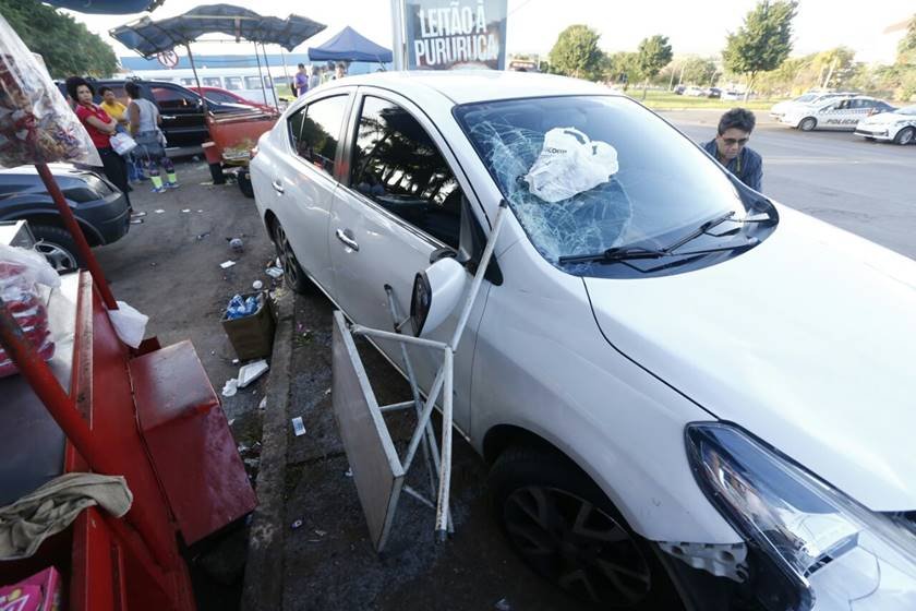 atropelamento em ponto de ônibus na 716 norte