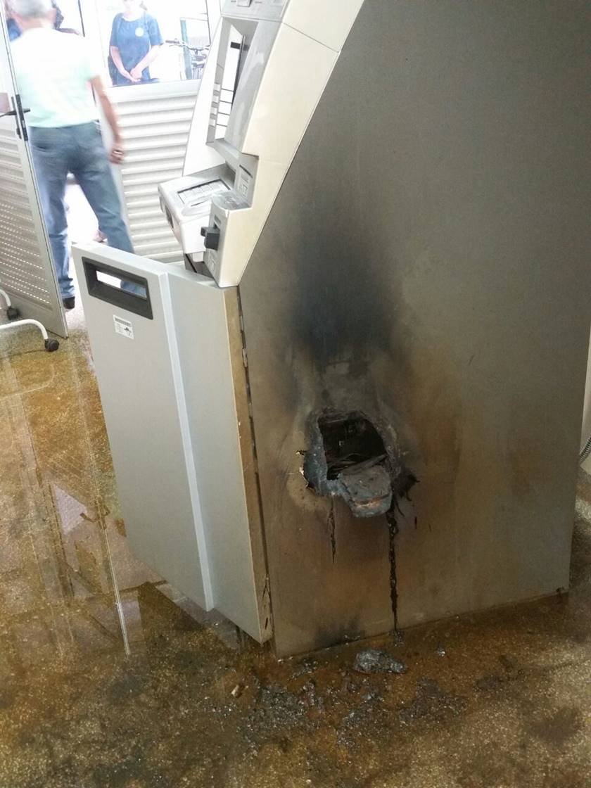 Caixa Eletrônico Centro de Saúde