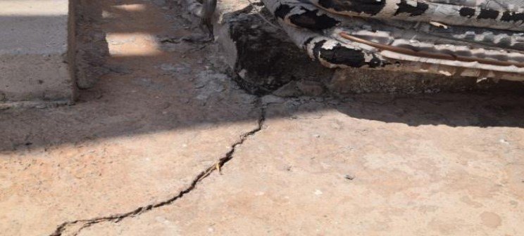 base da torre metálica, nível médio, intervenção em no máximo 2 anos