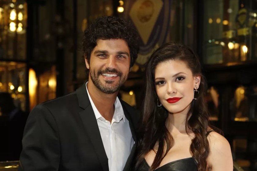 Vitória Strada e Bruno Cabrerizo