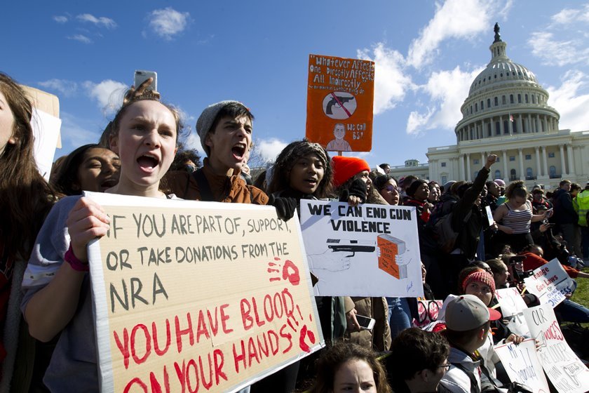 Manifestação nacional de estudantes pede controle de armas nos EUA