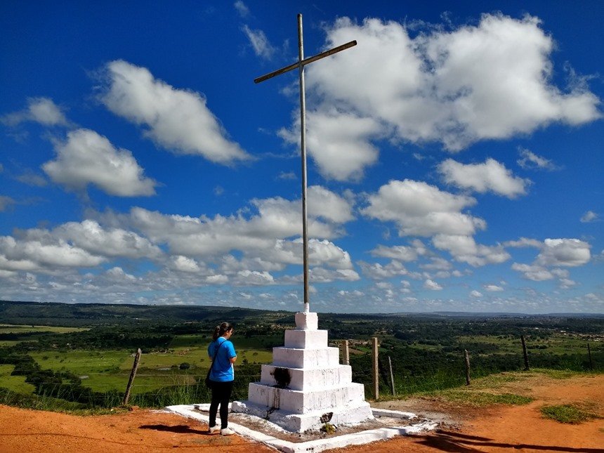 Às vésperas da via-sacra, Morro da Capelinha já começa a receber fiéis