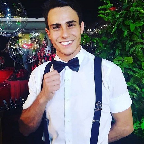 cleiton estefano garçom gato instagram8