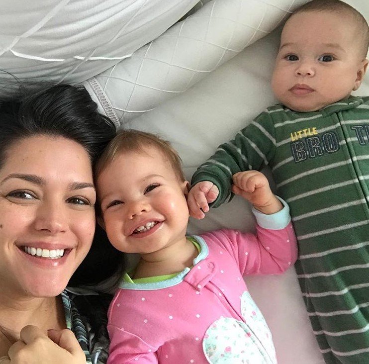 Thais Fersoza e filhos